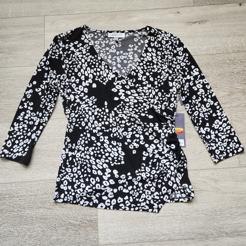 Jennifer Lopez Black and White Leopard Top Womens Small Petite NWT